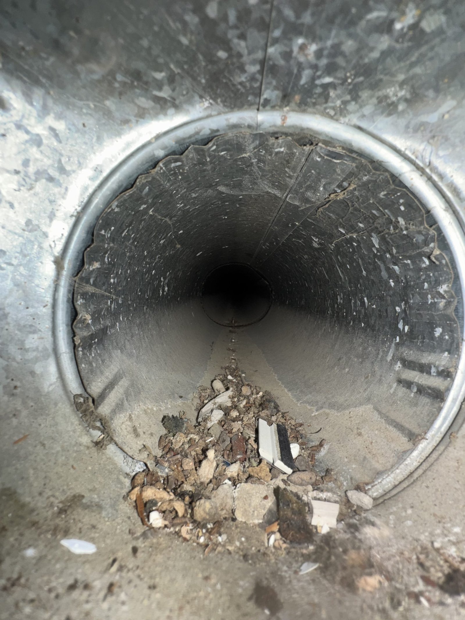 Air duct cleaning result #29 - before