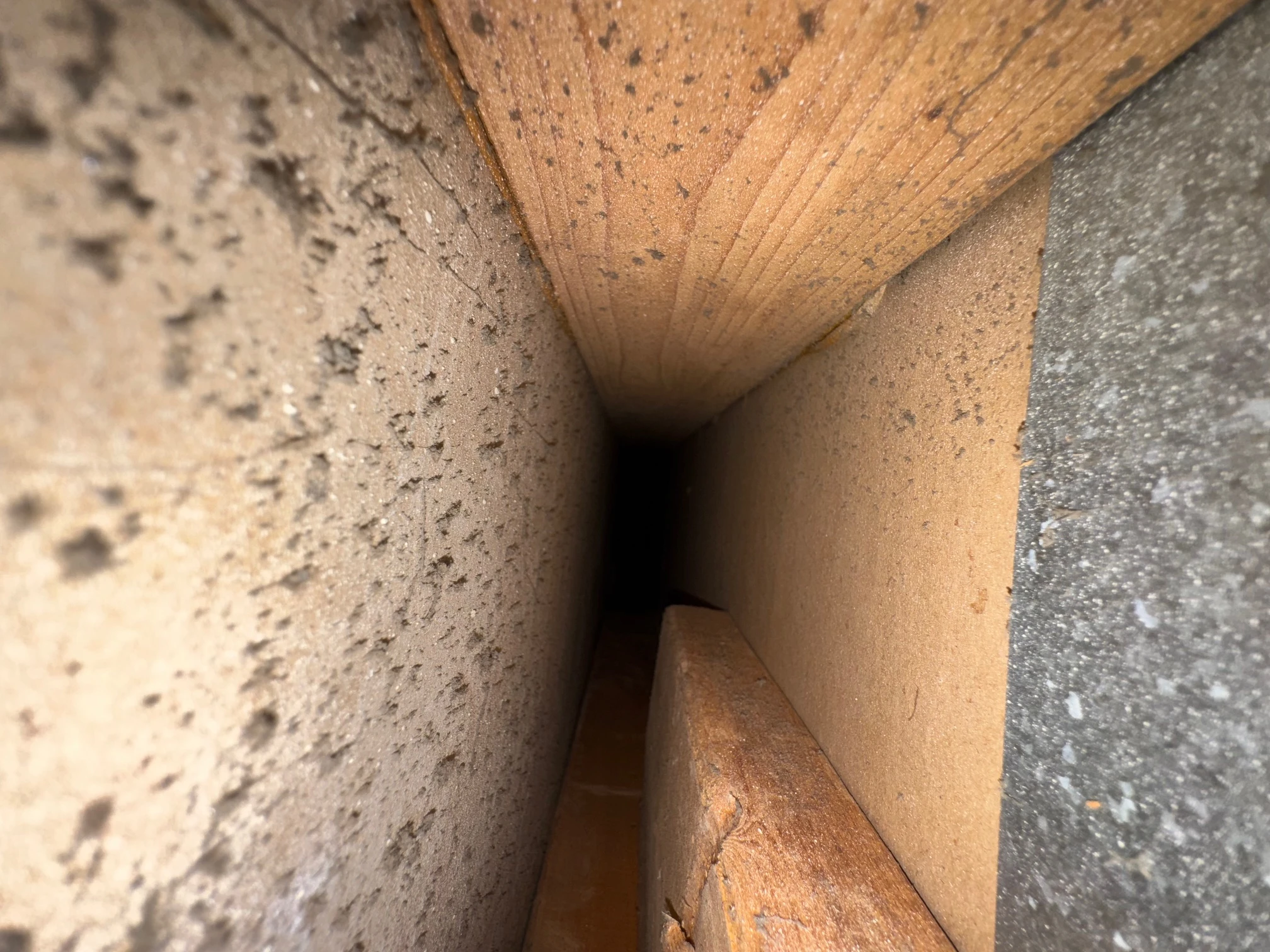 Air duct cleaning result #40 - before